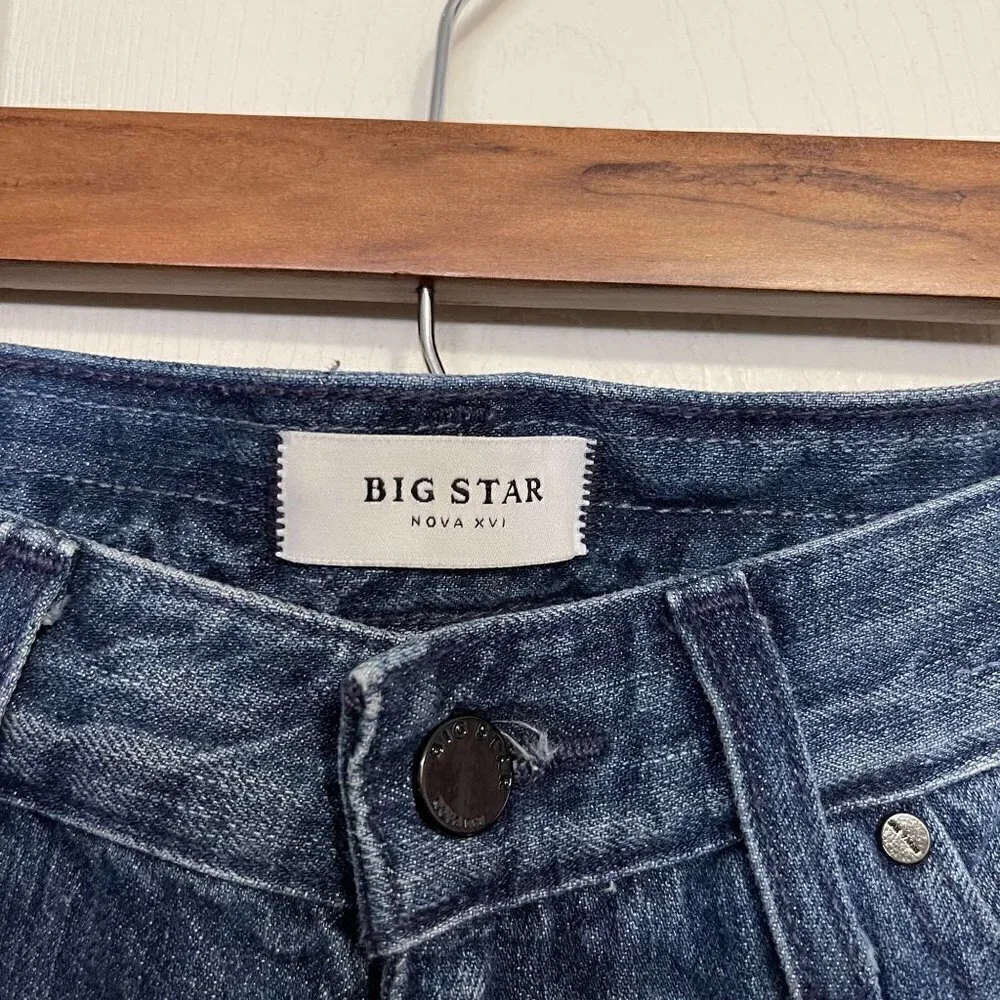 Big Star Women's Dark Wash Distressed Whiskered Billie Slim Slouch Jeans Size 12